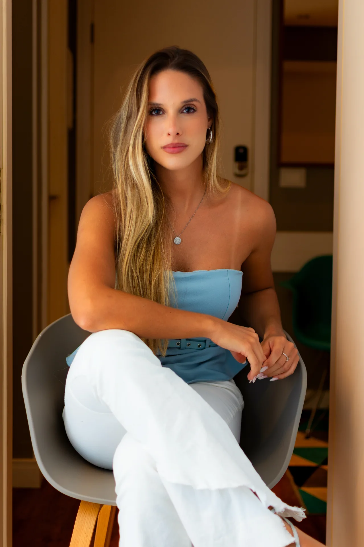 Carol Trindade, nutricionista esportiva CRN 18224, em seu consultório